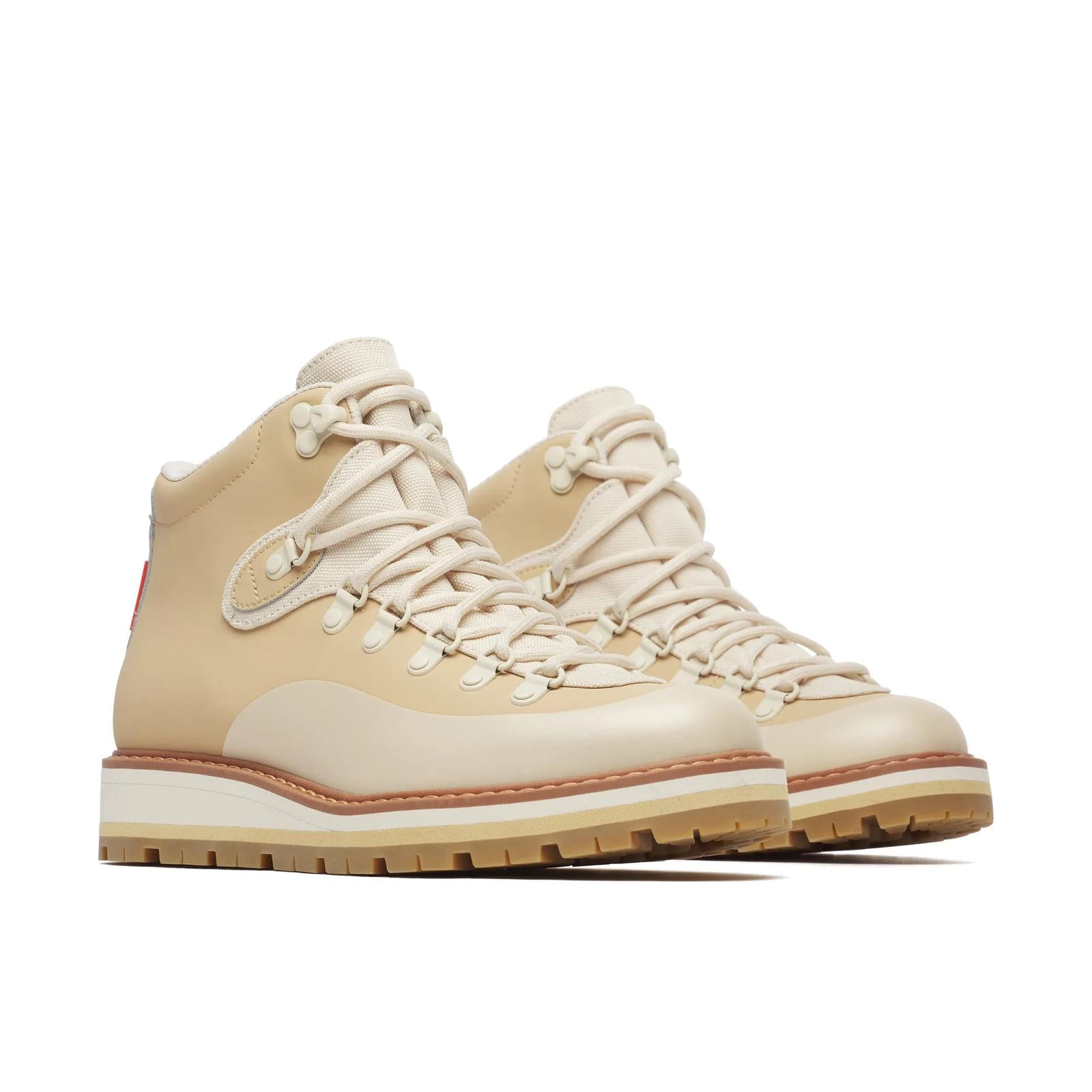 Merrell | Sugarloaf Mid Lace Waterproof